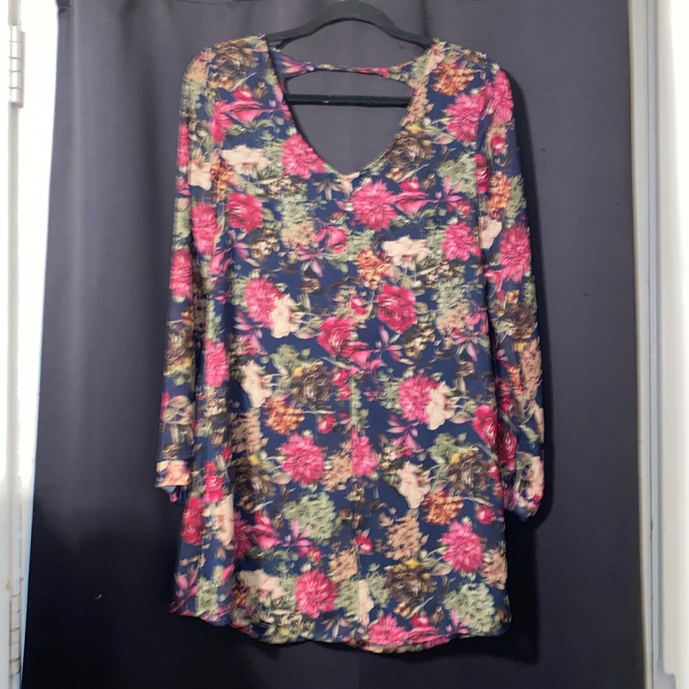 ASTR the Label Long Sleeve Semi-Sheer A Line Mini Dress in Navy Floral size M